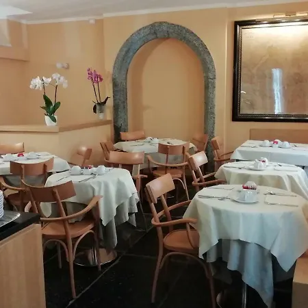 Della Maria Nocleg ze śniadaniem