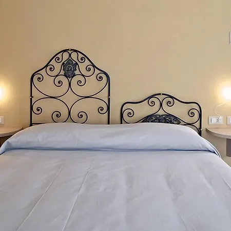 Della Maria Bed & Breakfast